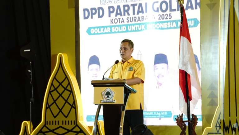 Terpilih Aklamasi di Musda XI, Akmarawita Kadir Nahkodai Golkar Surabaya