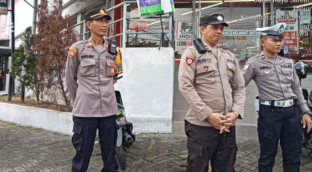 Polsek Sukomanunggal Pastikan Stok dan Harga Sembako Stabil