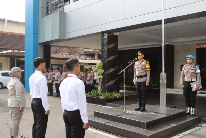 Wakapolres Tulungagung Pimpin Apel Pagi, Ingatkan Agenda Pengamanan Idulfitri 1445 H