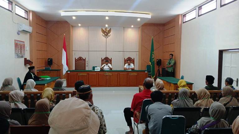 KPRI Raung Digugat Perdata, 74 Nasabah Kawal Gugatan di PN Situbondo