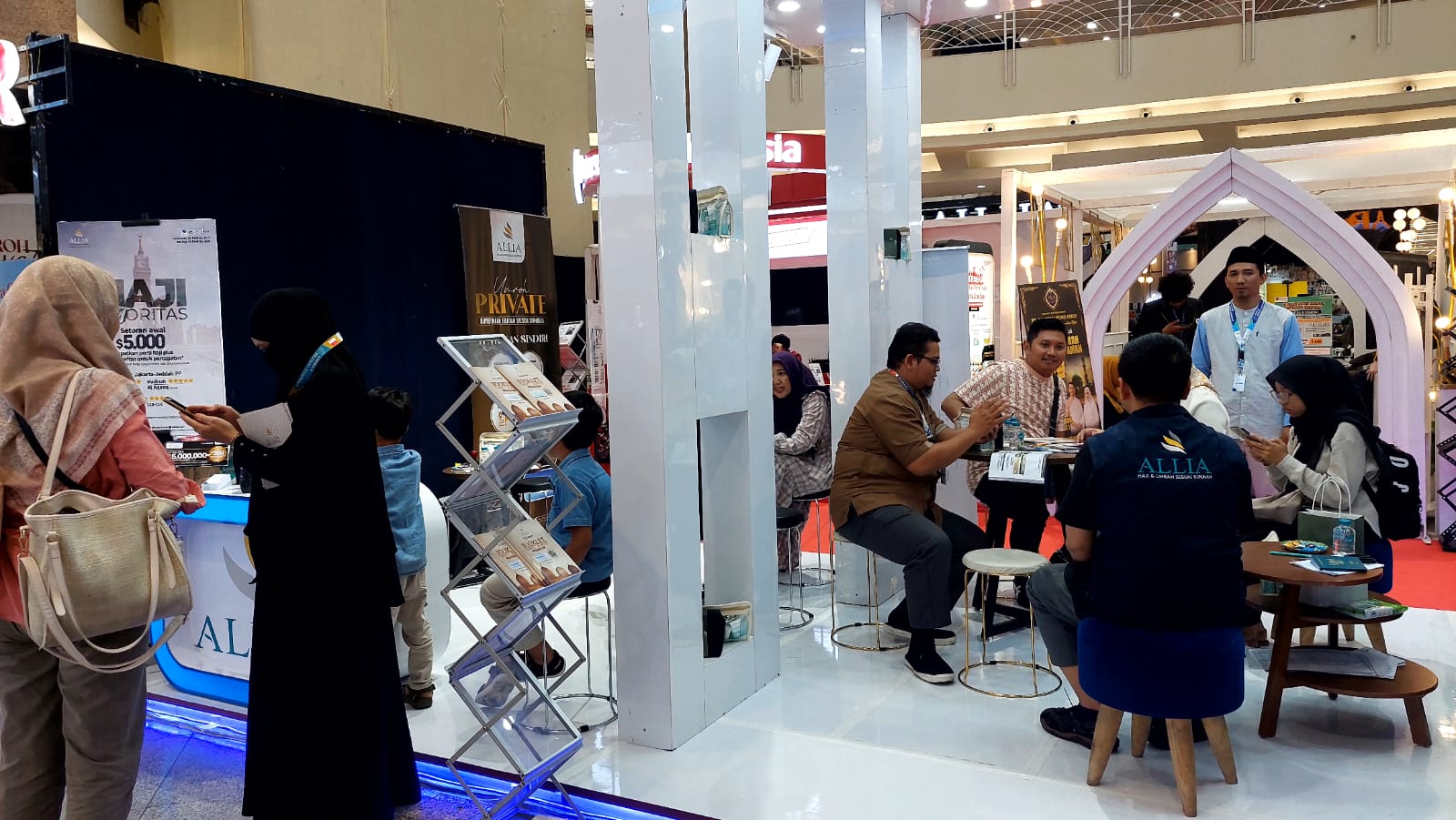 Hari Kedua Pameran Memorandum Haji dan Umrah 2025 Dibanjiri Pengunjung