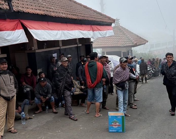 Pelaku Wisata Serbu Loket TNBTS, Desak Wisata Bromo Kembali Dibuka