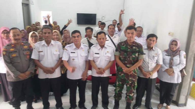 Pisah Kenal Sekcam Karangrejo Tulungagung Penuh Canda dan Riang Gembira