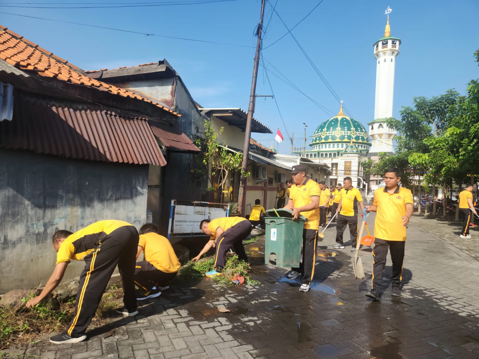Polresta Sidoarjo Gelar Kurve Serentak, Wujud Peduli Kebersihan Lingkungan