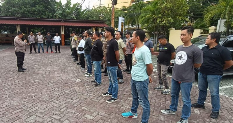 Jaga Kondusivitas Malam Pergantian Tahun, Polsek Sawahan Gelar Apel Gabungan Skala Besar