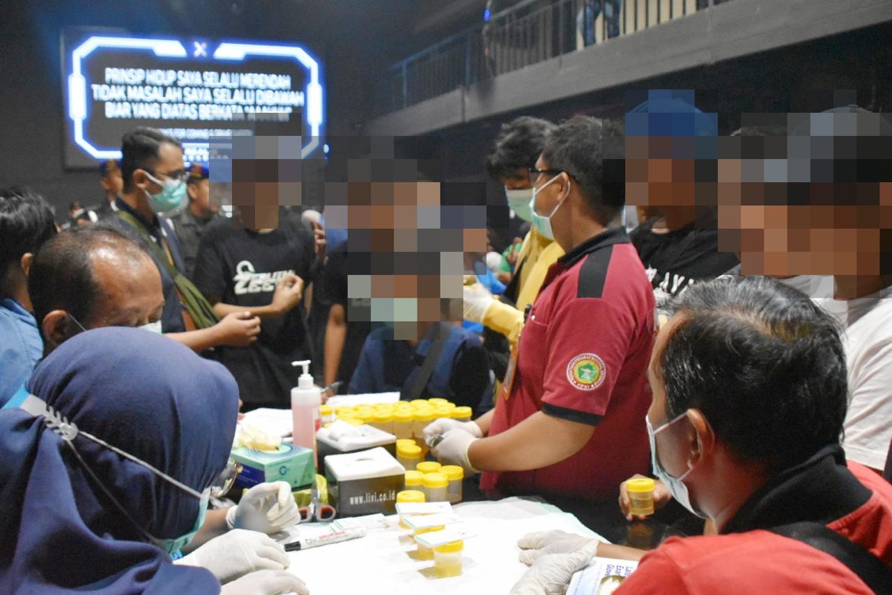 Razia Gabungan RHU di Surabaya Temukan Dua Pengunjung Positif Narkoba