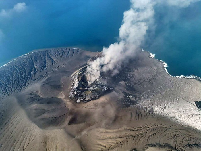 Erupsi dan Sebaran Abu Vulkanik Anak Krakatau Dipantau Presiden