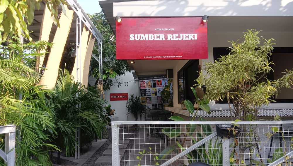Sumber Rejeki, Cafe Cantik di Ujung Surabaya Timur