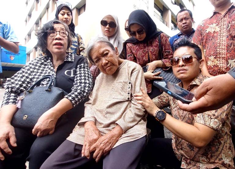 Polisi Periksa 13 Saksi Kasus Dugaan Pemalsuan Dokumen Nenek Elina