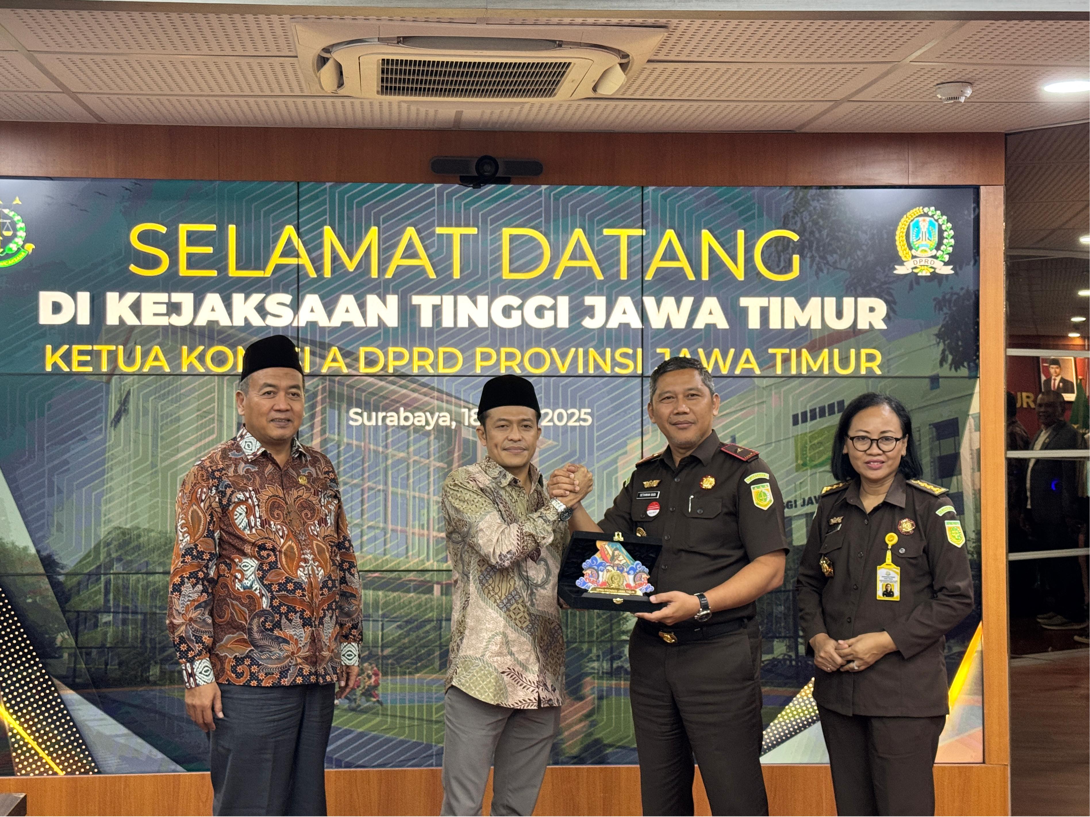 Gandeng Kejati, DPRD Jatim Perkuat Sinergi Hukum Bersih dan Berkeadilan