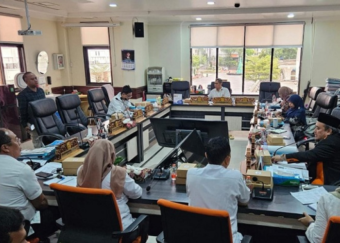 Proyek SMPN Tambak Wedi dan Puskesmas Manukan Kulon Mangkrak, Pemkot Surabaya Blacklist Kontraktor