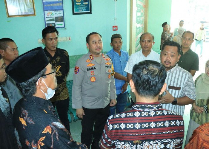 Forkopimda Gresik Jenguk Korban Pembacokan Panceng, Ajak Seluruh Pihak Jaga Kondusivitas