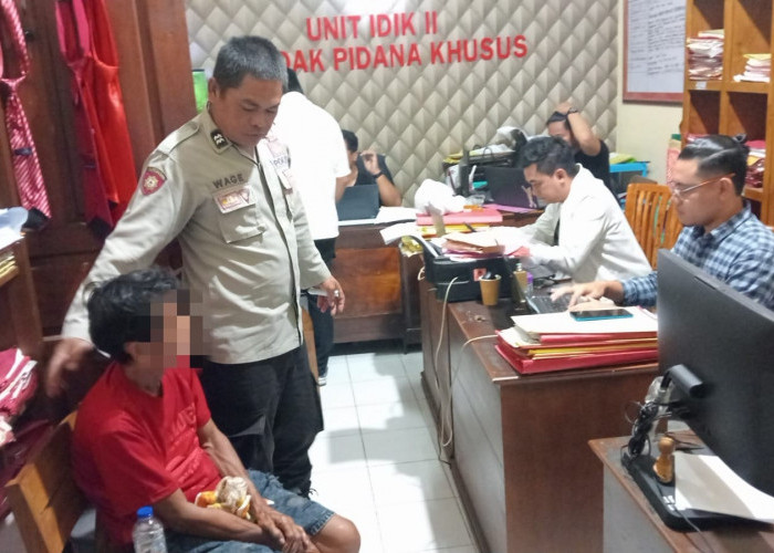 Asyik Rekap Togel di Warung, Pria Paruh Baya di Situbondo Ditangkap Polisi
