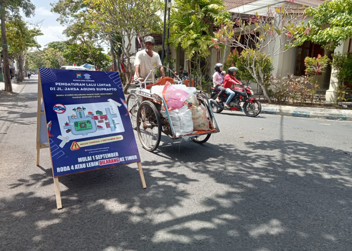 Dishub Tulungagung Ujicoba Rekayasa Lalu Lintas Jalan Jaksa Agung Suprapto