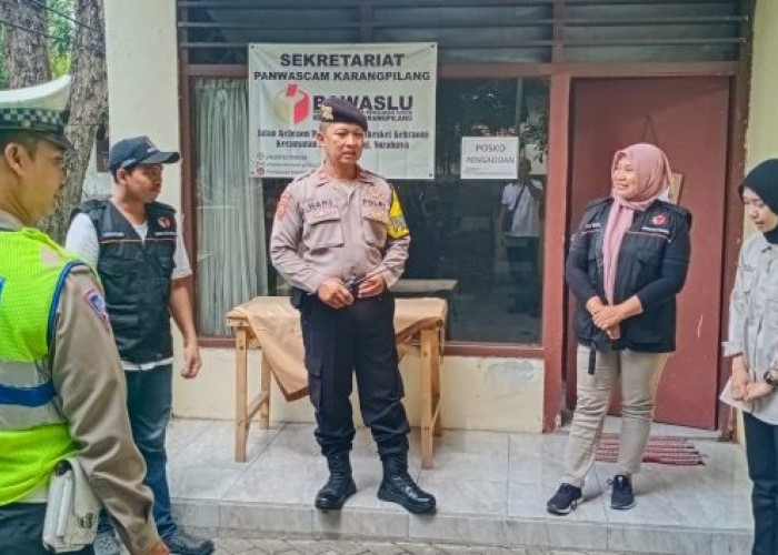 Polsek Karangpilang Patroli ke Panwascam Jaga Kondusifitas Pemilu 2024