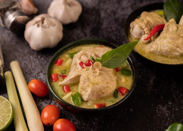 Hidangan Khas Lebaran 2026: Ketupat dan Opor Ayam, Sarat Makna Filosofis