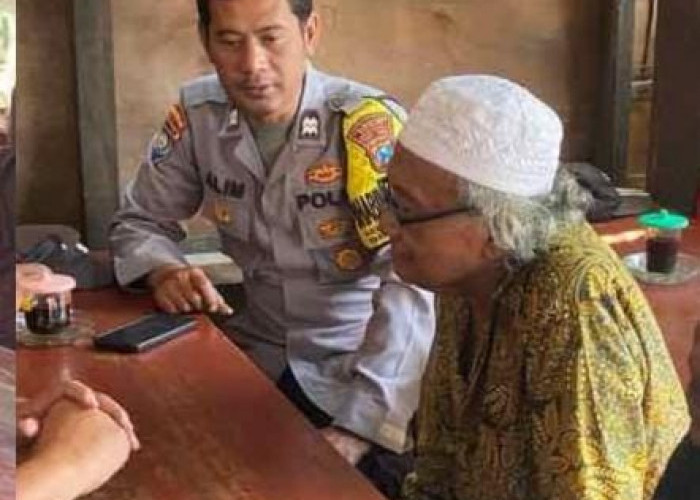 Kapolsek Simokerto Ngopi Bareng Warga Kapasan Surabaya, Ajak Cegah Kejahatan 3C dan Tawuran