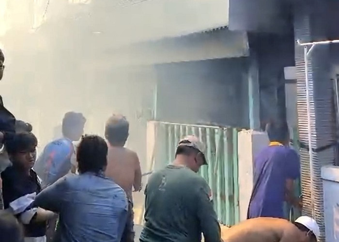 Kebakaran Rumah di Mandaranrejo Pasuruan Nyaris Merembet ke Permukiman Padat