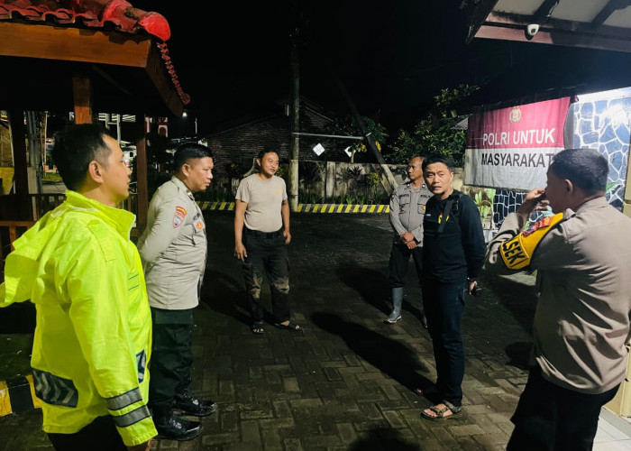 Respons Cepat Banjir Panti, Polres Jember Instruksikan Personel Siaga 24 Jam