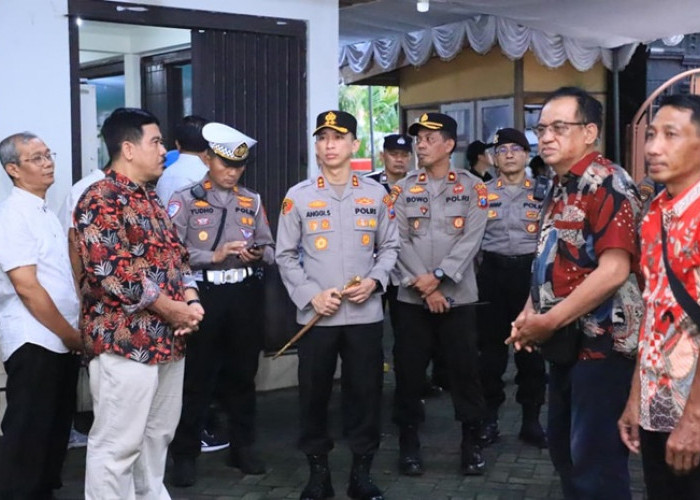 Kapolres Kediri Kota Tinjau Pengamanan Paskah, Pastikan Ibadah Aman dan Kondusif