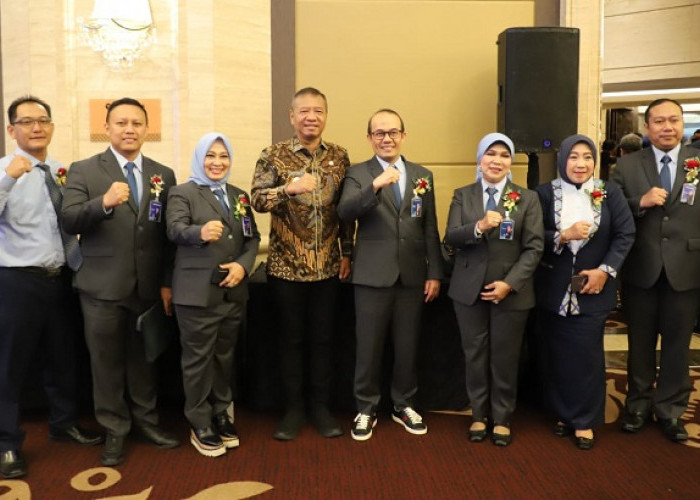 Hadiri RUPS Bank UMKM Jatim, Bupati Gatut Sunu Tegaskan Dukungan Penguatan UMKM Tulungagung