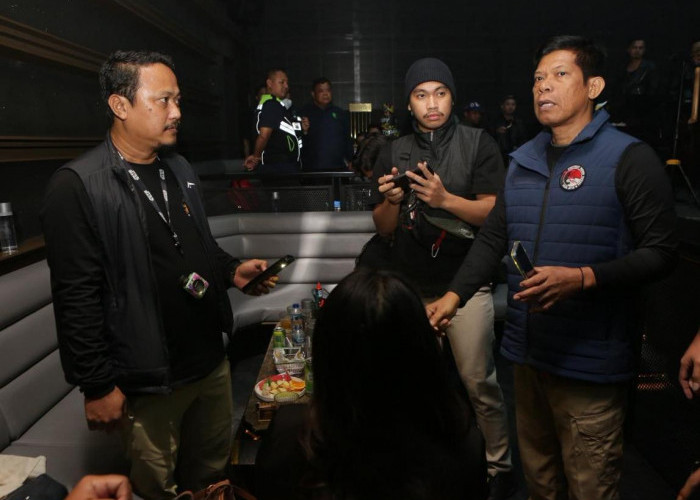 Polisi Razia Sejumlah RHU di Surabaya, 106 Pengunjung Dites Urine