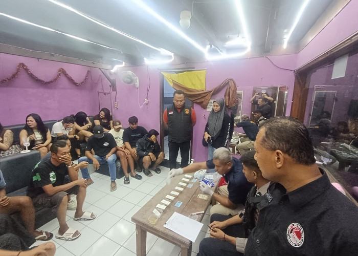 Polisi Tes Urine 28 Pengunjung dari Dua Tempat Hiburan di Kediri, Satu Positif Narkoba 