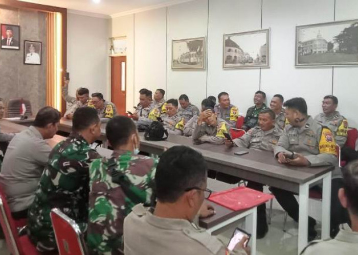 Polsek Lakarsantri Hadiri Rakor Kamtibmas Bakesbangpol Surabaya Jaga Kondusifitas Ramahan