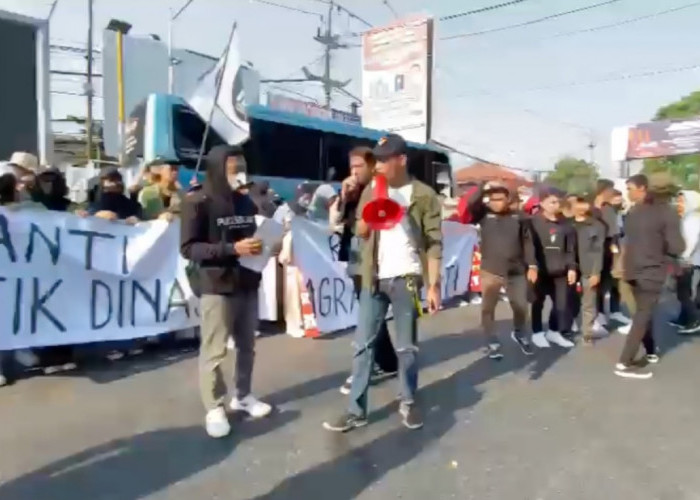 Mahasiswa di Jogja Demo: Indonesia di Ambang Cengkraman Politik Dinasti