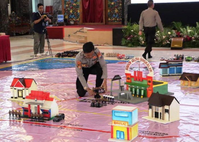 Polres Bangkalan Gelar Simulasi Tactical Floor Games Jelang Pilkada Serentak