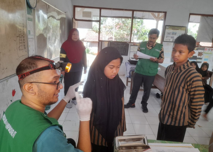 Puskesmas Campurdarat Gelar Screening Kesehatan dan BIAS di Sekolah