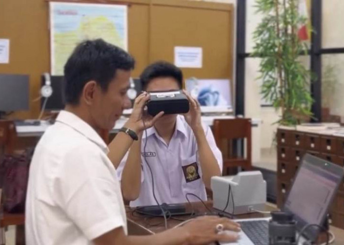 Dongkrak Aktivasi IKD, Dispendukcapil Surabaya Sasar Kampus hingga SMA Sederajat