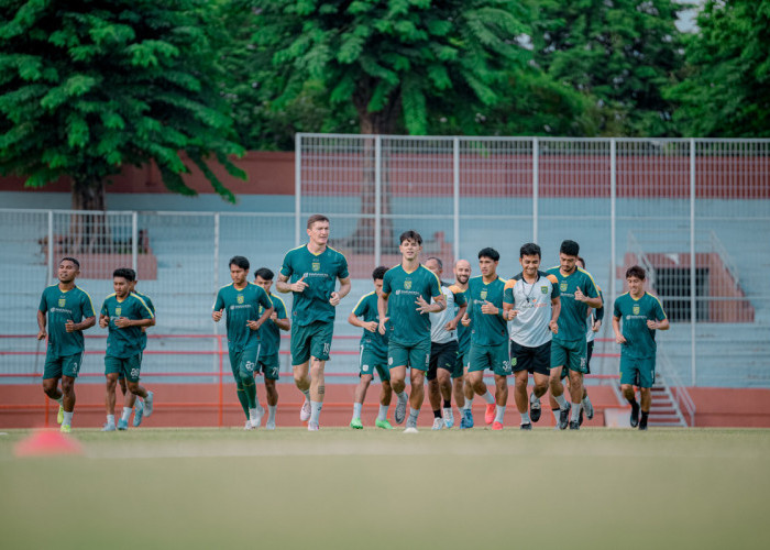 Laga Klasik Persebaya Vs Persija, Paul Munster Incar Kemenangan