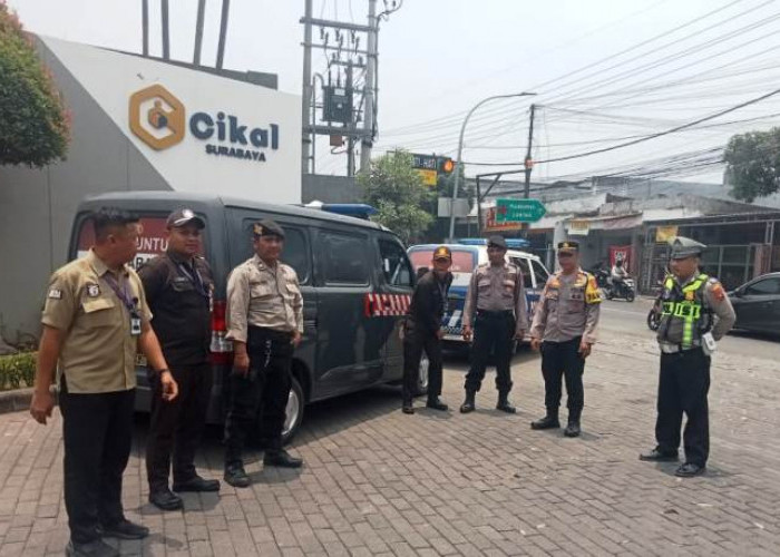 Polsek Lakarsantri Gencarkan Patroli Presisi di Kawasan Sekolah Internasional di Surabaya