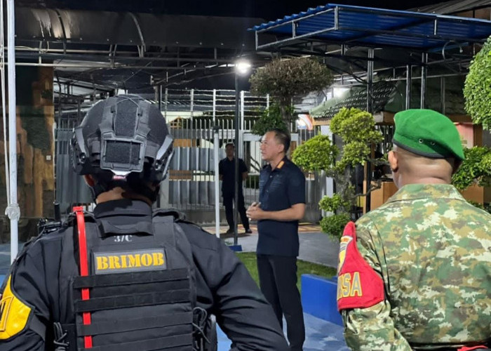 Razia Lapas Bojonegoro, Petugas Temukan Besi Runcing dan Barang Terlarang