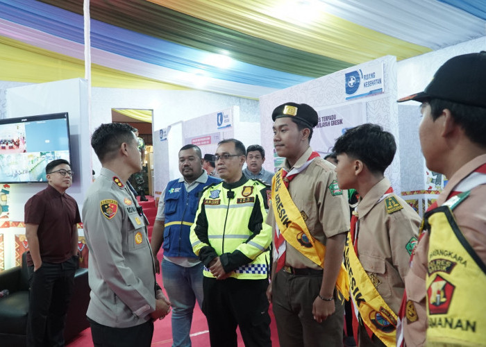 Pastikan Keamanan Nataru, Kapolres Gresik Pantau Kesiapan Pos Pelayanan Gress Mall