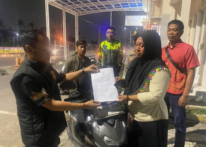 Panik Lihat Razia, Maling Buang Motor Hasil Curian di Pospam Suramadu Sisi Surabaya