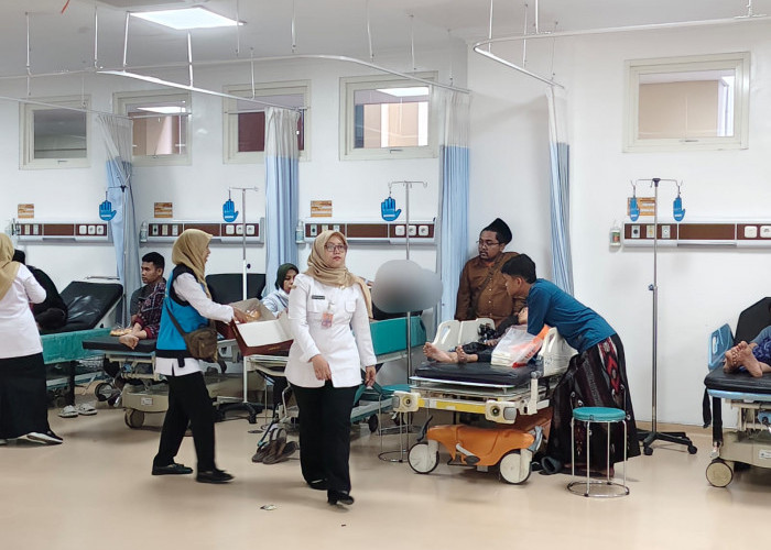 Anaknya Keracunan Usai Santap MBG, Wali Santri di Sidoarjo Mengaku Trauma