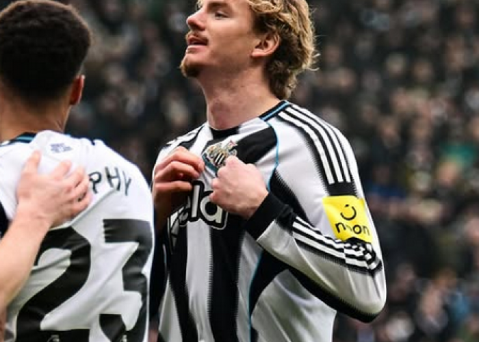 Newcastle Berjuang Habis-Habisan, Howe Murka Penalti Jelas Tak Diberikan