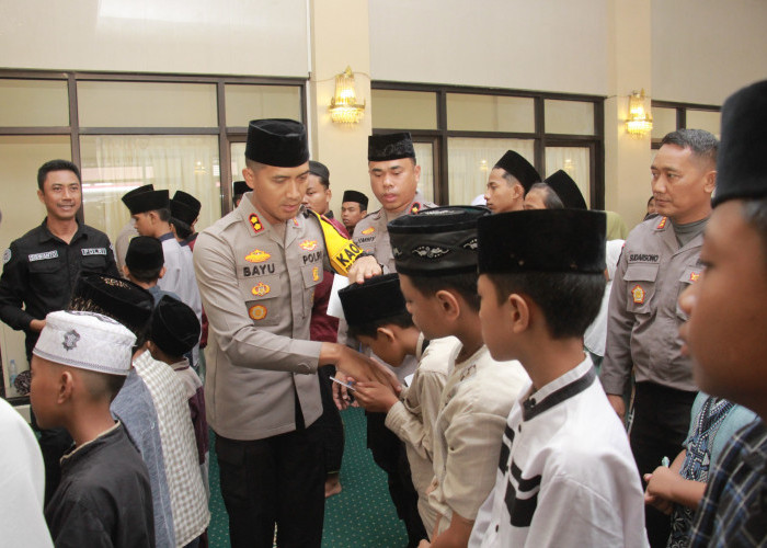 Kapolres Jember Doa Bersama Anak Yatim, Berharap Pilkada Berjalan Damai