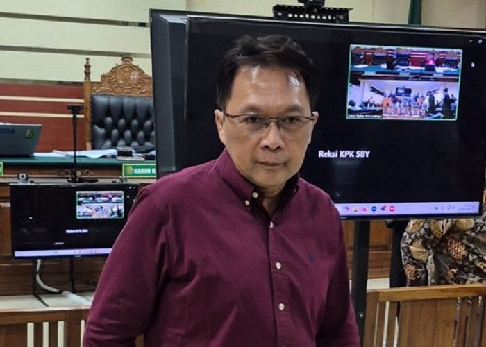 Saksi Ali Fauzi Beberkan Permintaan CSR Anggota REI hingga STIKES di Sidang Korupsi Madiun