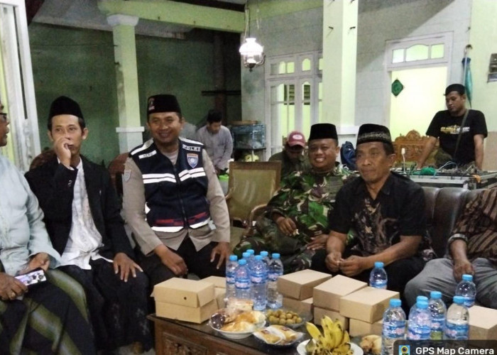 Perkuat Silaturahmi dan Kamtibmas, Kapolsek Wiyung Bersama Tiga Pilar Hadiri Peringatan Maulid Nabi
