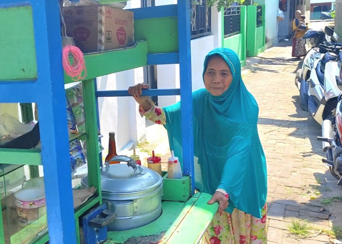 Mislicha, Nenek Tertua Pasuruan Akhirnya Naik Haji; Nabung dari Hasil Jualan Cilok Selama 50 Tahun