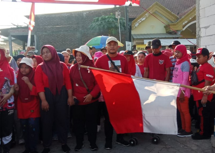 Pemdes Singkalan Meriahkan HUT RI dengan Jalan Sehat Berhadiah Sepeda Listrik dan Sembako