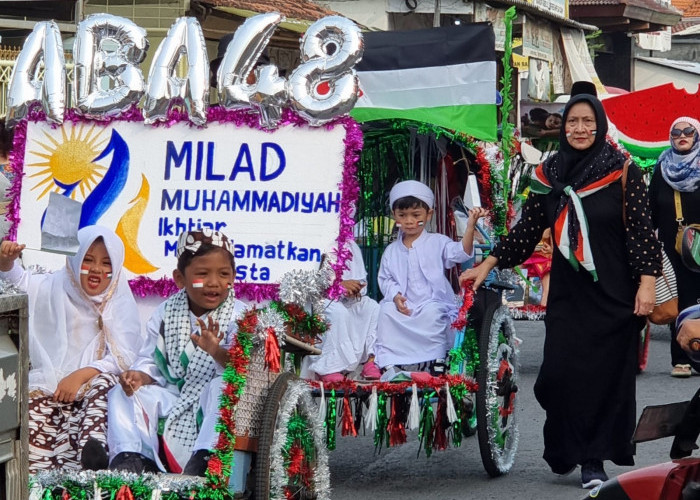 Pawai KB-TK Aisyiyah Kenjeran Meriahkan Milad Muhammadiyah Ke-111 di Surabaya