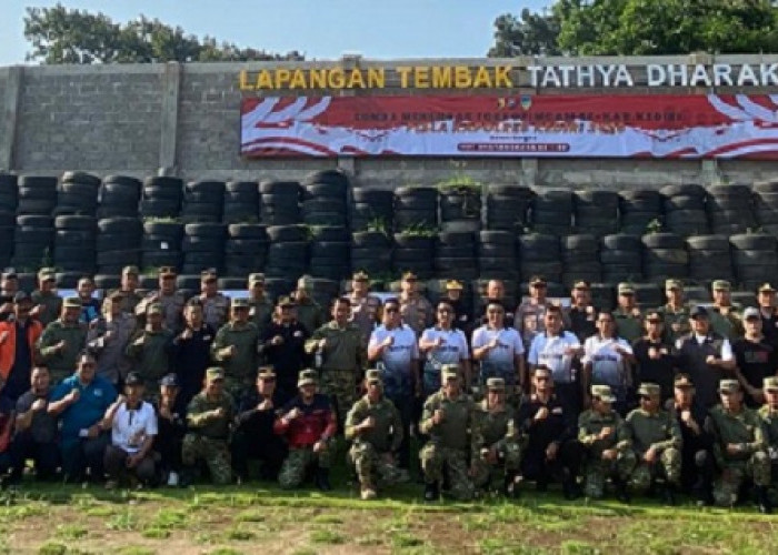 Forkopimcam Se-Kabupaten Kediri Ikuti Lomba Menembak Hari Bhayangkara Ke-80