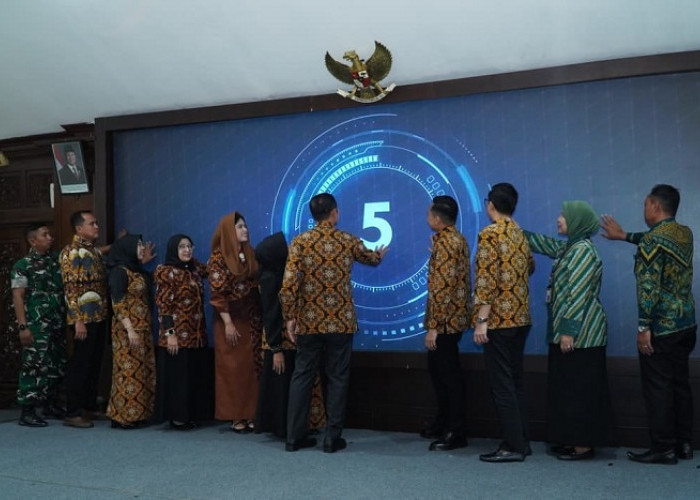 Bupati Lamongan Luncurkan Salam-Q Genting, Donasi Cegah Stunting Pakai QRIS