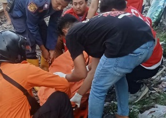 2 Nyawa Melayang Tertabrak KA Komuter Argonegoro di Tambak Mayor, Motor Terseret 1 Kilometer