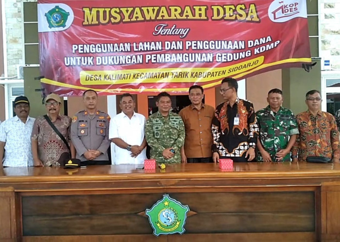 Dandim dan Wakil Ketua DPRD Sidoarjo Hadiri Musdes Kalimati