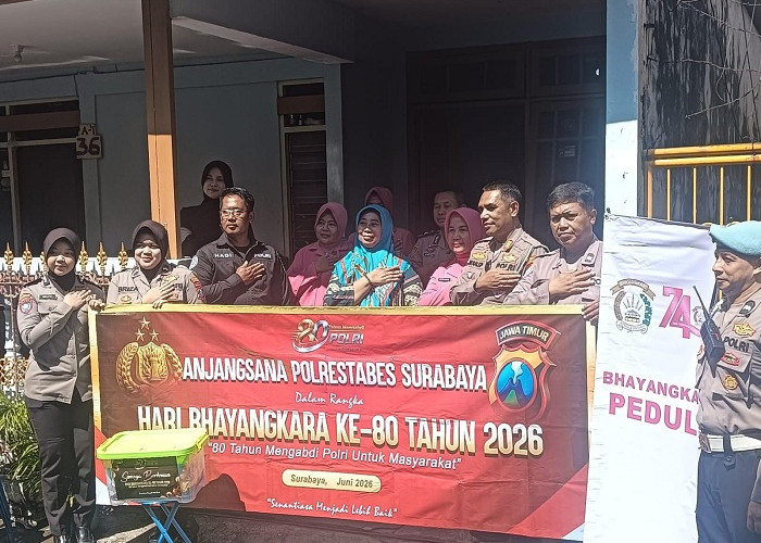 Jelang HUT Bhayangkara Ke-80, Polsek Sukomanunggal Gelar Anjangsana ke Keluarga Purnawirawan